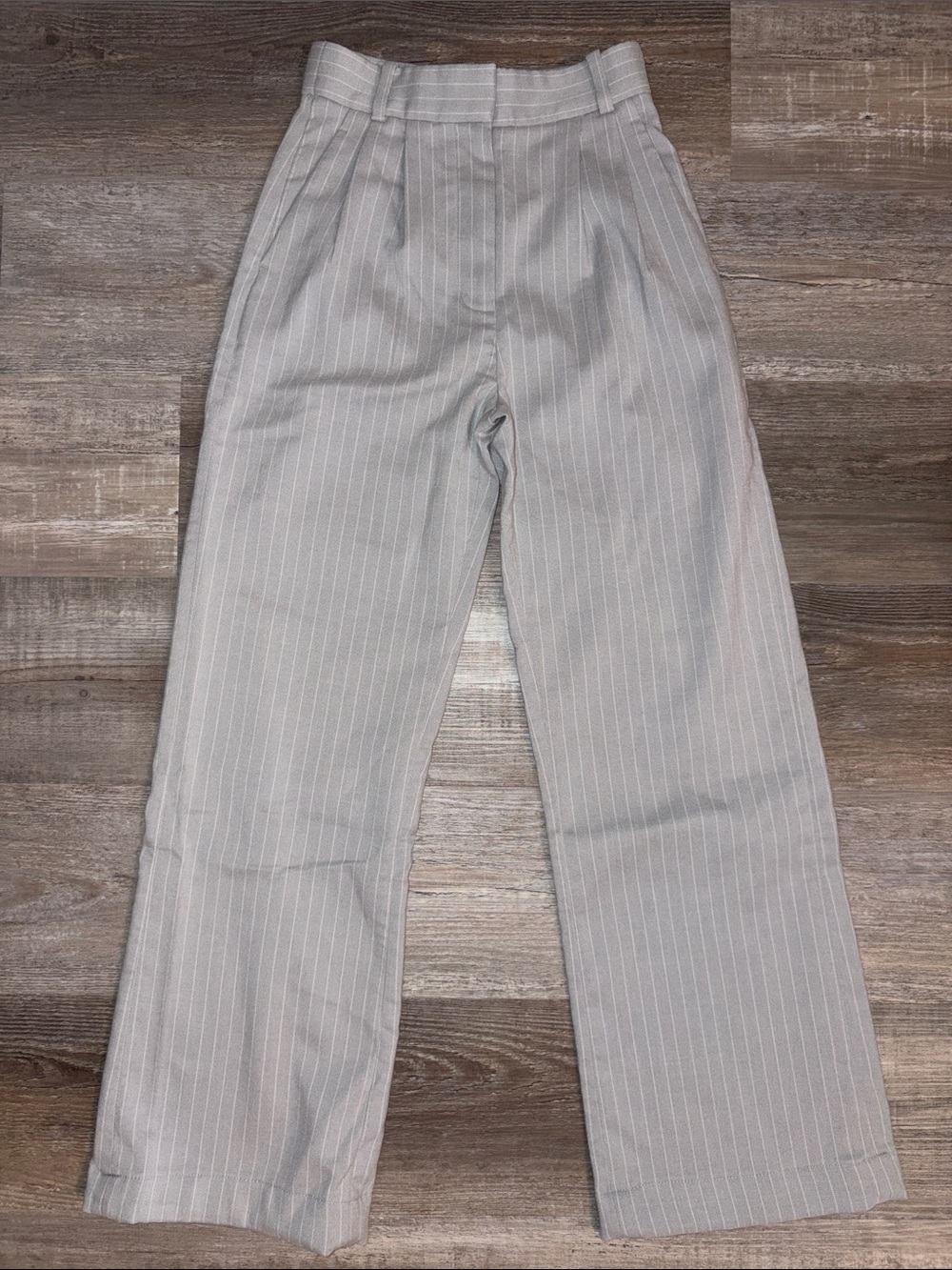 Abercrombie & Fitch Light Gray Pinstripe Sloane Tailored Pant